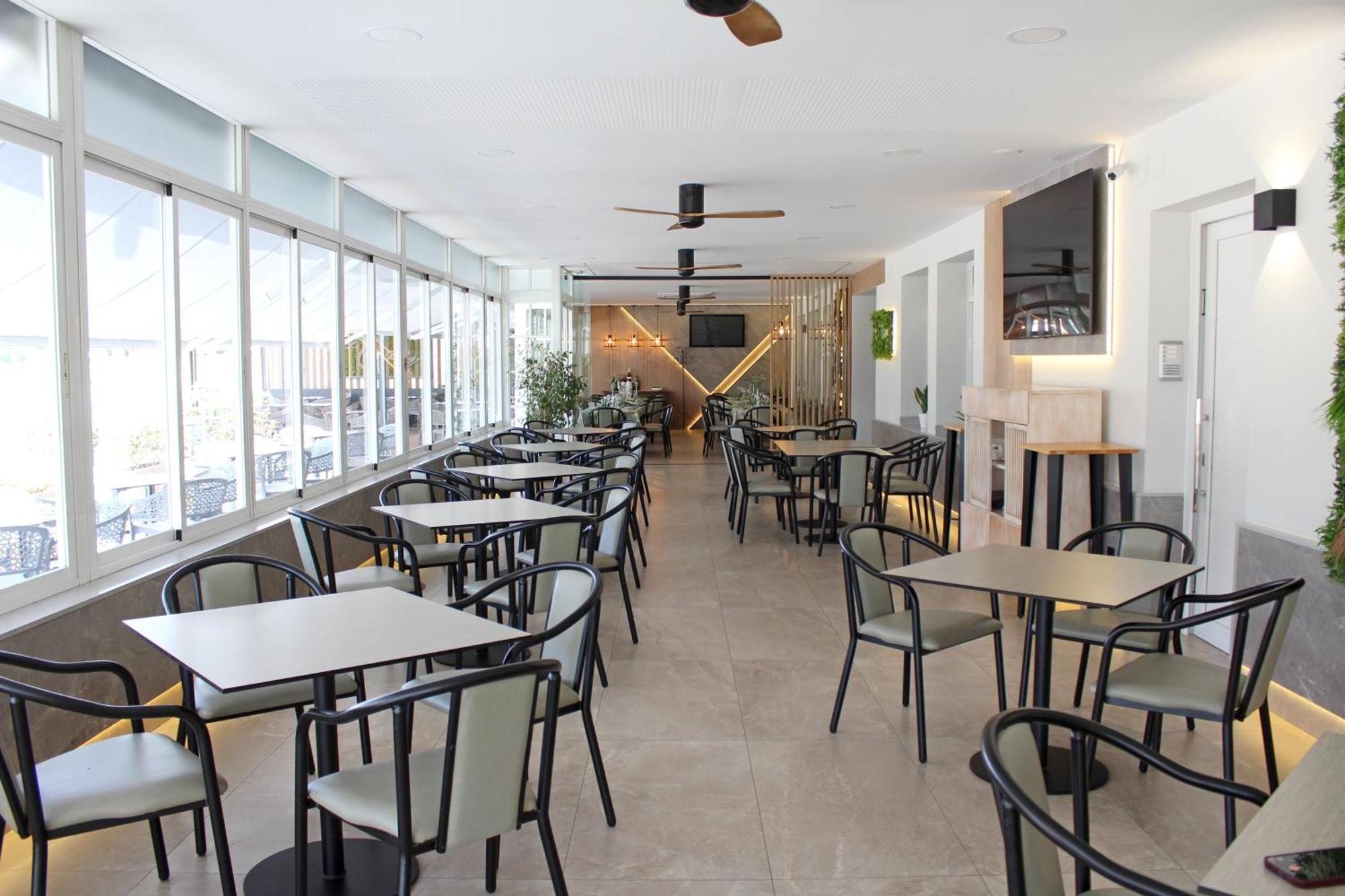Hostal Restaurante El Cary Montemayor 외부 사진