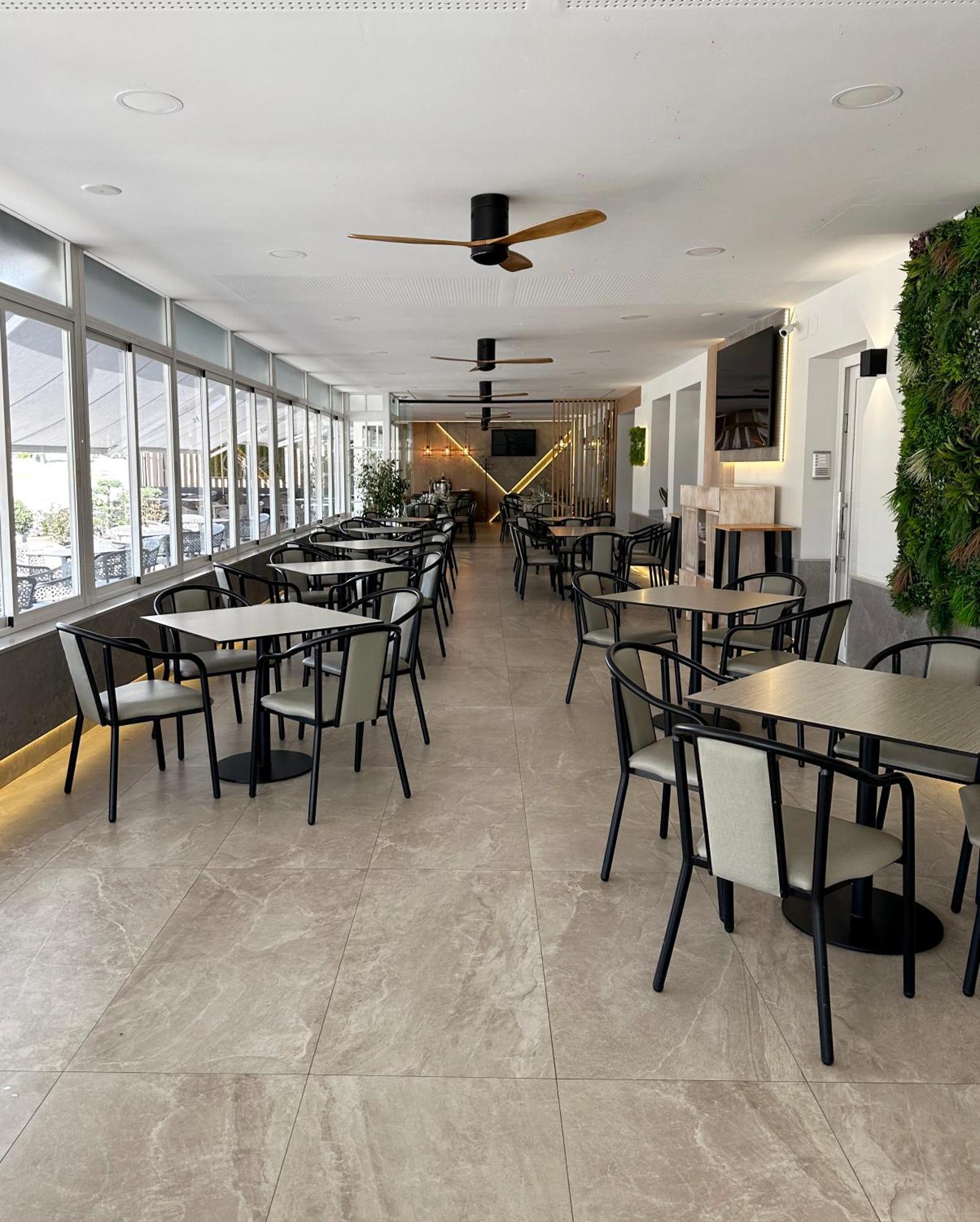 Hostal Restaurante El Cary Montemayor 외부 사진